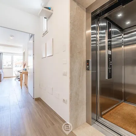 Bijoux - 1 Apartmán *